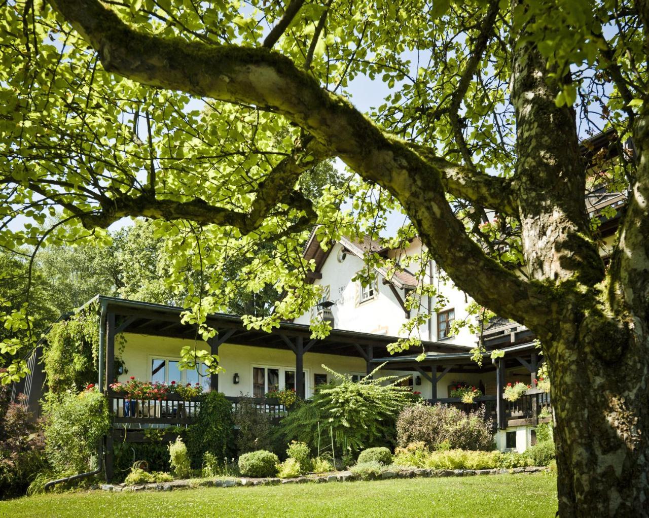 Hotel Zur Waldbahn Zwiesel Bagian luar foto
